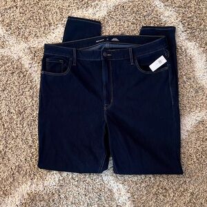 Old Navy Dark Blue Women’s Jeggings. Brand new! 18 Tall